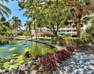 7500 Estero Boulevard - Photo Thumbnail 22