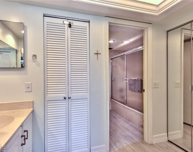 7500 Estero Boulevard - Photo Thumbnail 15