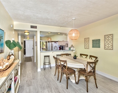 7500 Estero Boulevard - Photo Thumbnail 3