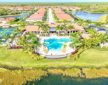 1439 Oceania Drive S - Photo Thumbnail 2