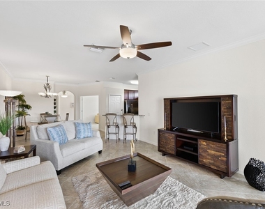 1439 Oceania Drive S - Photo Thumbnail 10