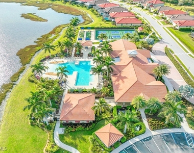 1439 Oceania Drive S - Photo Thumbnail 41