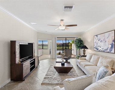 1439 Oceania Drive S - Photo Thumbnail 11