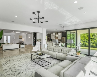 4410 Caldera Circle - Photo Thumbnail 17