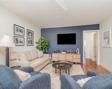 473 12th Avenue S - Photo Thumbnail 6