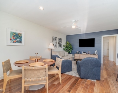 473 12th Avenue S - Photo Thumbnail 1