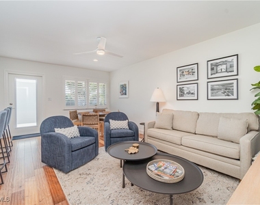 473 12th Avenue S - Photo Thumbnail 3