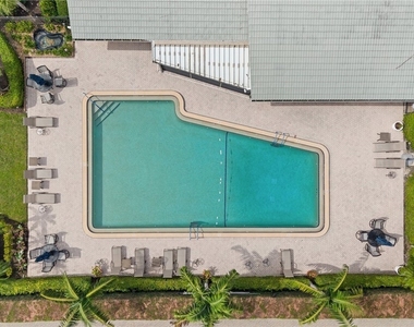 3400 Gulf Shore Boulevard N - Photo Thumbnail 32