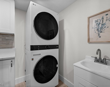 3400 Gulf Shore Boulevard N - Photo Thumbnail 21