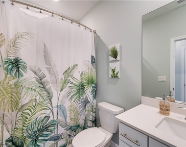 18546 Ives Drive - Photo Thumbnail 16