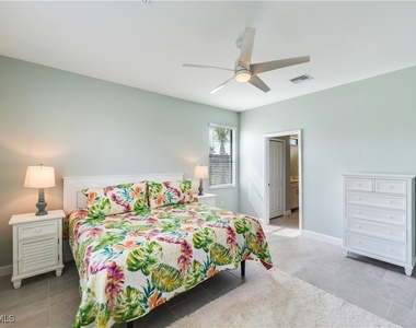 18546 Ives Drive - Photo Thumbnail 9