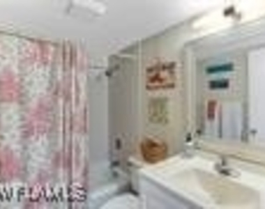 26371 Hickory Boulevard - Photo Thumbnail 9