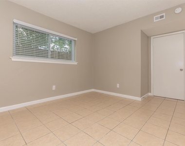 9707 Timberside Drive - Photo Thumbnail 11