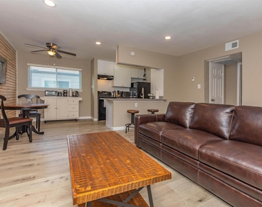 9707 Timberside Drive - Photo Thumbnail 1