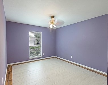 4411 Kacee Drive - Photo Thumbnail 18