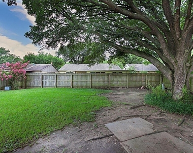 4411 Kacee Drive - Photo Thumbnail 21