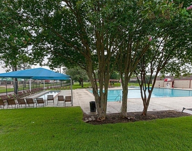 4411 Kacee Drive - Photo Thumbnail 23