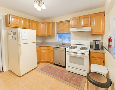 21-12 29th Street - Photo Thumbnail 3