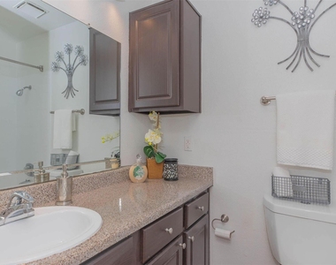 21717 Inverness Forest Boulevard - Photo Thumbnail 9