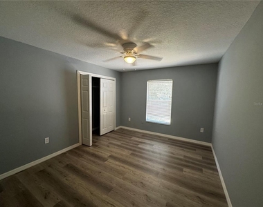 2082 Old Arbor Court - Photo Thumbnail 3