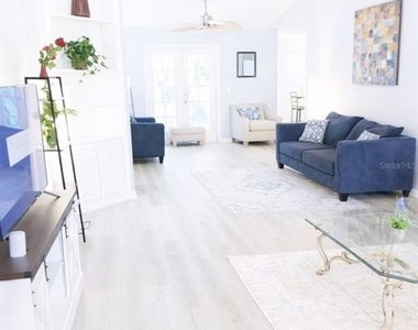 2082 Old Arbor Court - Photo Thumbnail 7