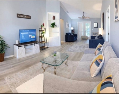 2082 Old Arbor Court - Photo Thumbnail 4