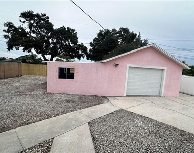 10659 108th Street - Photo Thumbnail 20