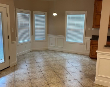 1018 S Booth Lane - Photo Thumbnail 3