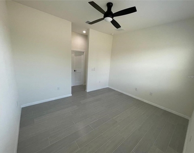 916 Dogwood Circle - Photo Thumbnail 7