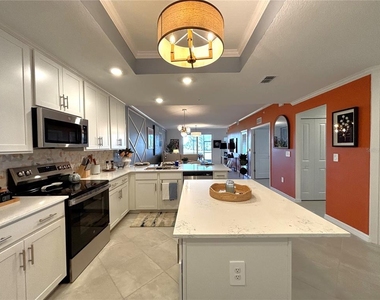 17530 Opal Sand Drive - Photo Thumbnail 5