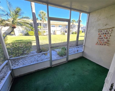 2727 75th Street W - Photo Thumbnail 15