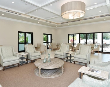 1445 Gulf Of Mexico Drive - Photo Thumbnail 23