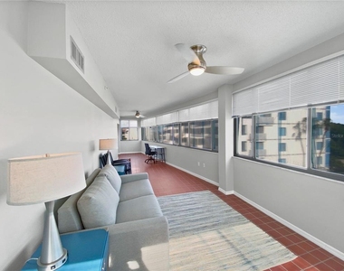 1445 Gulf Of Mexico Drive - Photo Thumbnail 11