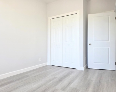 5022 5th Avenue - Photo Thumbnail 9