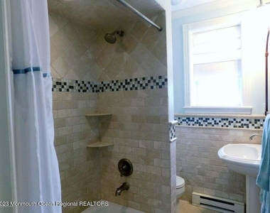 2005 5th Avenue - Photo Thumbnail 14