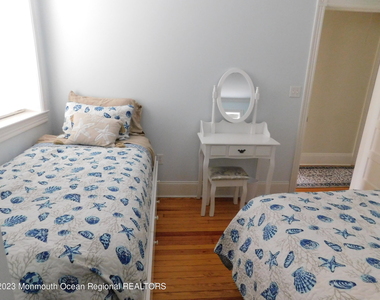 2005 5th Avenue - Photo Thumbnail 13