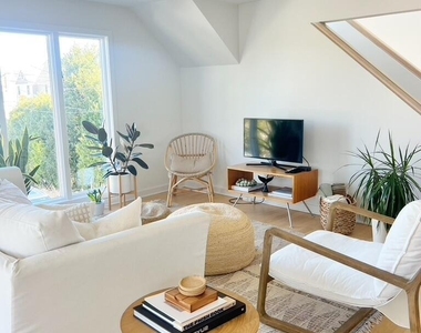 121 Bridge Avenue - Photo Thumbnail 3