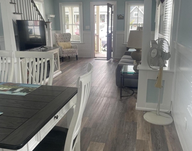 64 Abbott Avenue - Photo Thumbnail 4