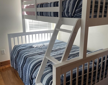64 Abbott Avenue - Photo Thumbnail 16