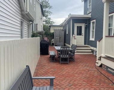 64 Abbott Avenue - Photo Thumbnail 18