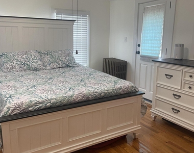 64 Abbott Avenue - Photo Thumbnail 13