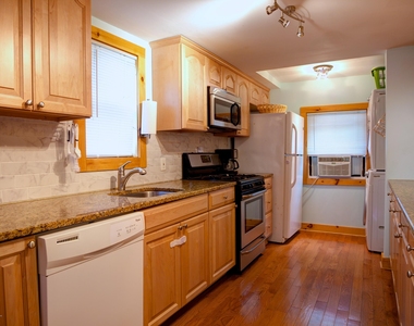 64 Abbott Avenue - Photo Thumbnail 7