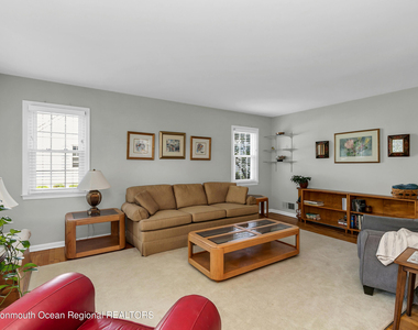 203 Washington Boulevard - Photo Thumbnail 13