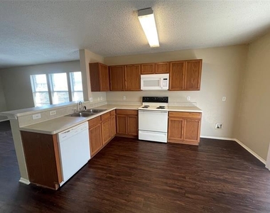 1123 Singletree Drive - Photo Thumbnail 2