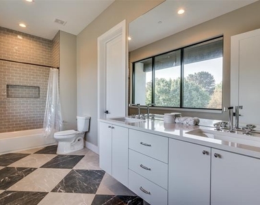 4215 Nashwood Lane - Photo Thumbnail 34