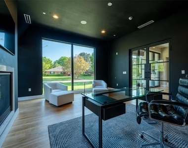 4215 Nashwood Lane - Photo Thumbnail 5