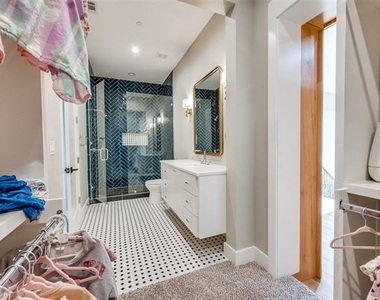4215 Nashwood Lane - Photo Thumbnail 29