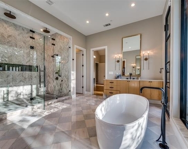 4215 Nashwood Lane - Photo Thumbnail 20