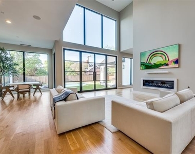 4215 Nashwood Lane - Photo Thumbnail 10