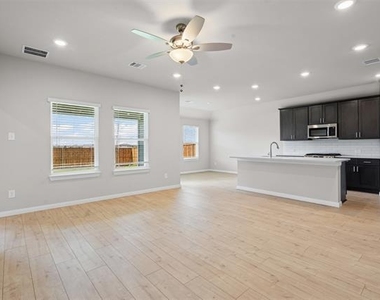 1329 Water Canna Drive - Photo Thumbnail 13